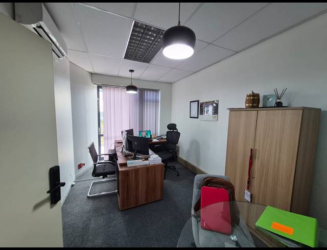 177M² OFFICE FOR SALE IN LITTLE FALLS